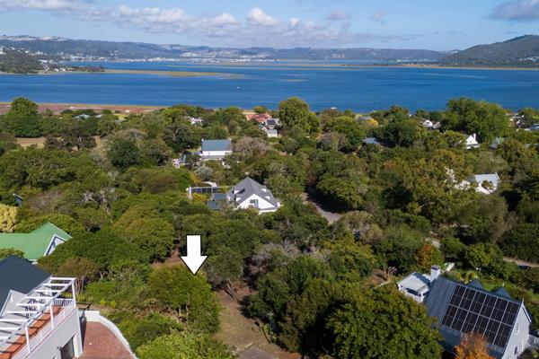 1 430 m² Land