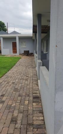 1 Bedroom Garden Cottage