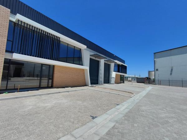 565  m² Commercial space