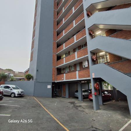 1.5 Bedroom Apartment