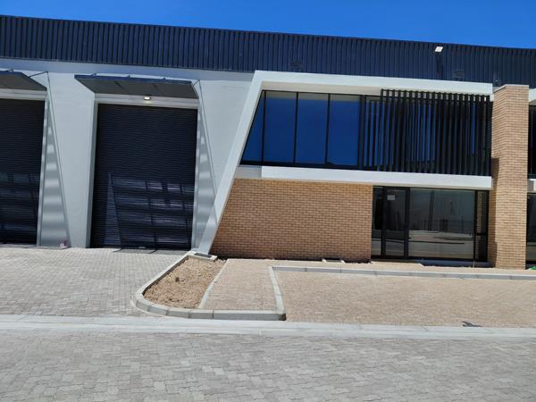 565  m² Commercial space