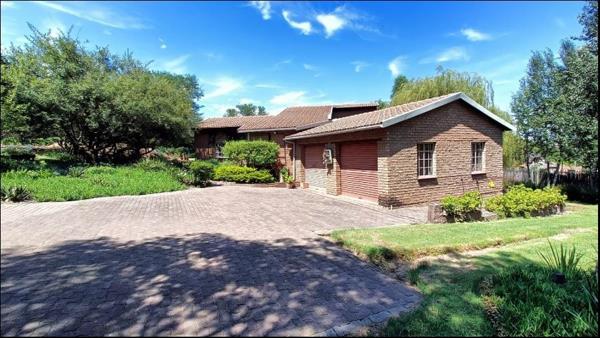 7 Bedroom House