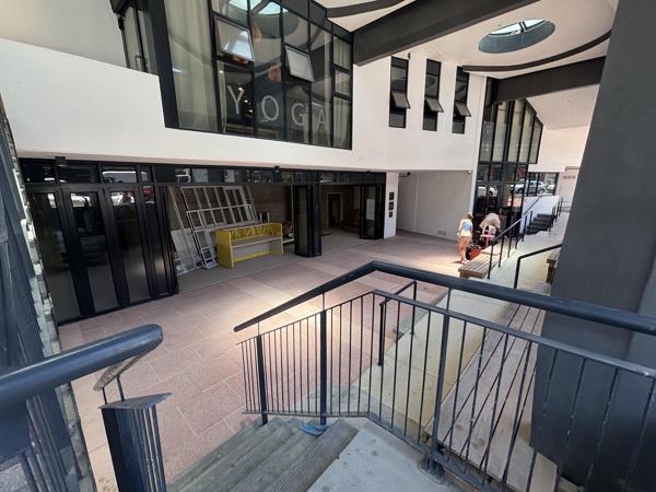 109  m² Retail Space