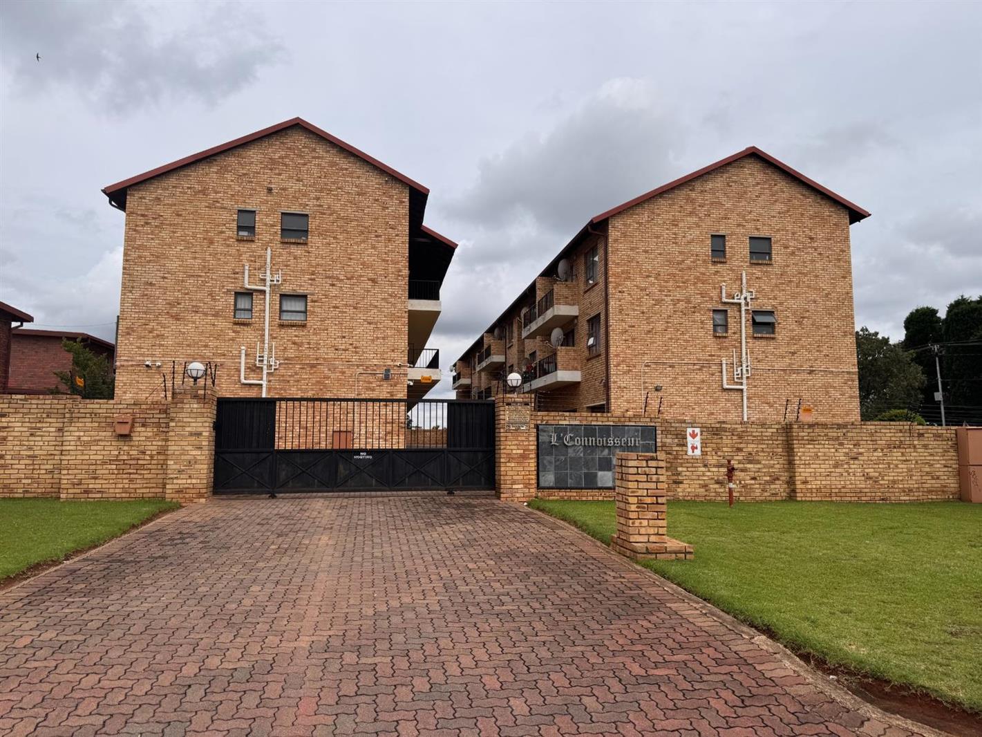 2 Bedroom Apartment in Florida Park
