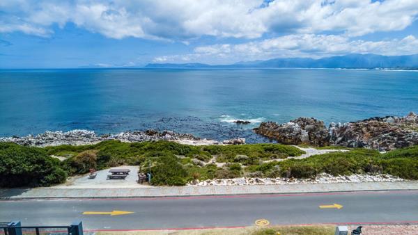 495 m² Land