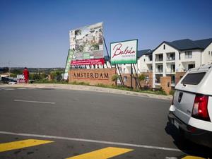 Apartment in Olivedale