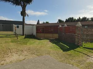 House in Sherwood and surrounds