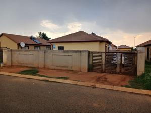 House in Crystal Park