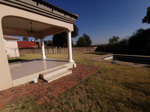 House in Rooihuiskraal North