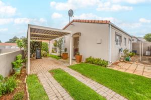 Townhouse in Fairland