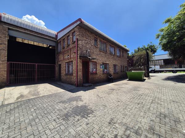 300  m² Industrial space