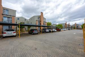 Apartment in Gordons Bay Central