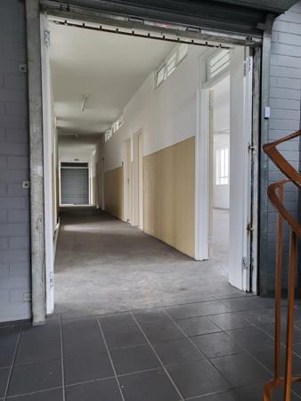 240  m² Retail Space