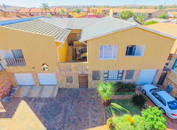 11 Bedroom House