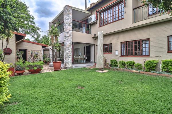 6 Bedroom House