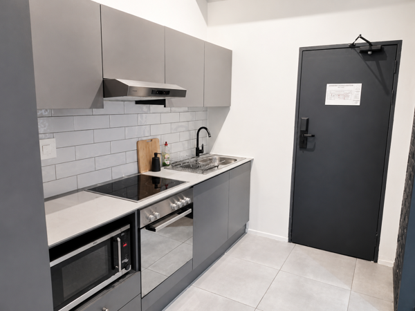 1 Bedroom Apartment