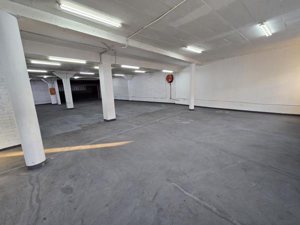 400 m² Commercial space