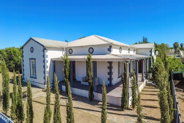 5 Bedroom House