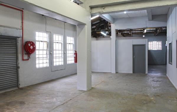 260  m² Industrial space