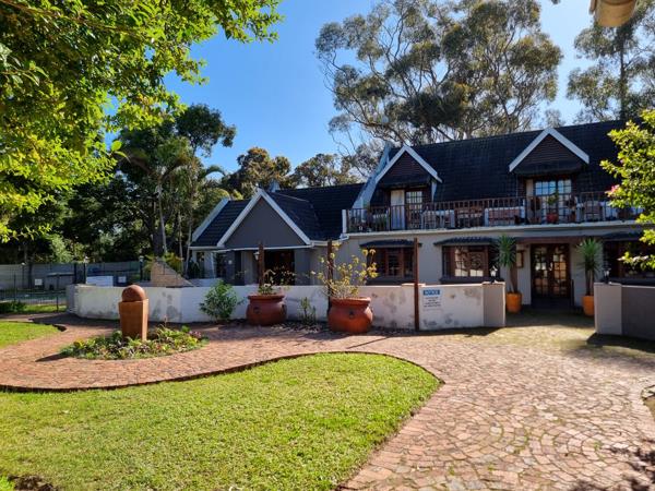 594  m² Commercial space