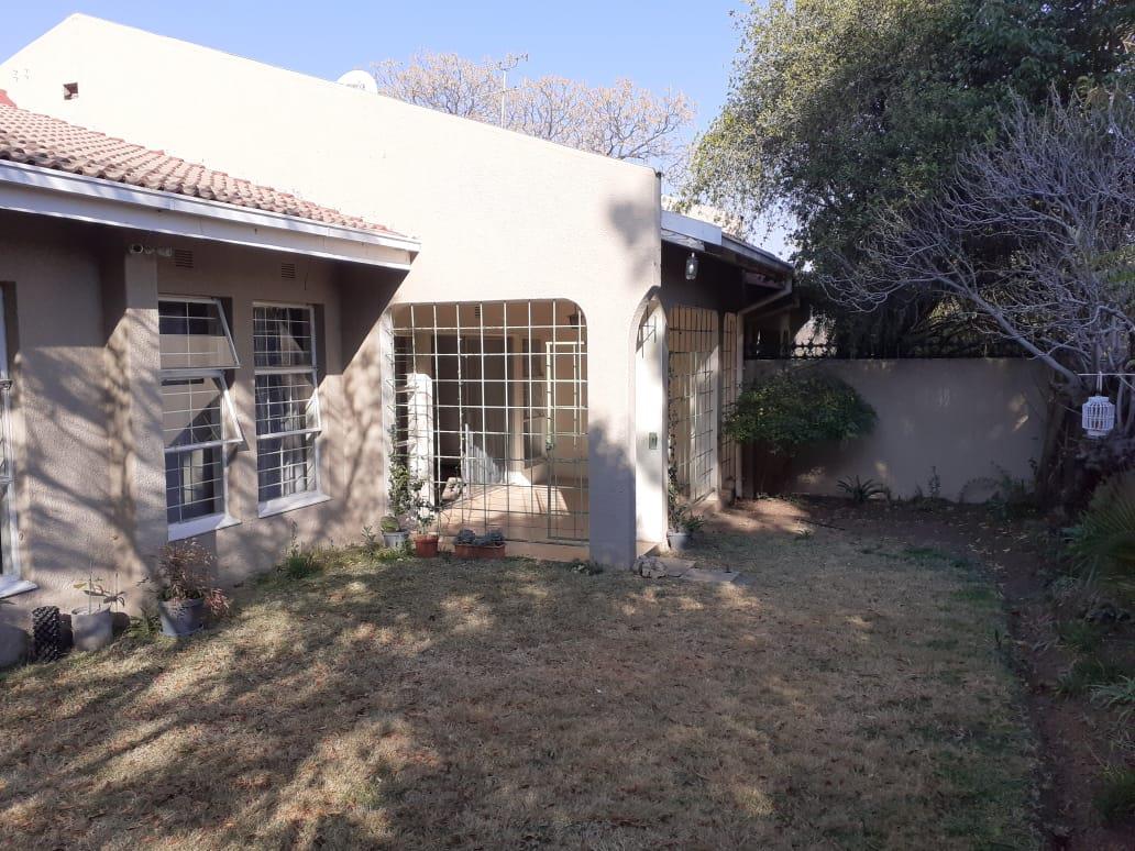 3 Bedroom House in Ferndale