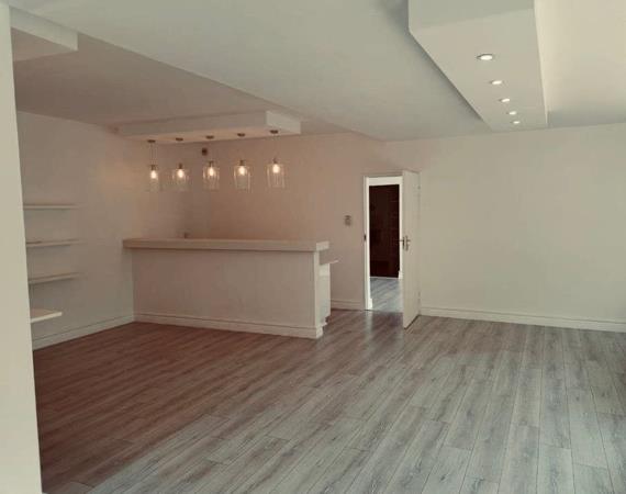 152 m² Commercial space