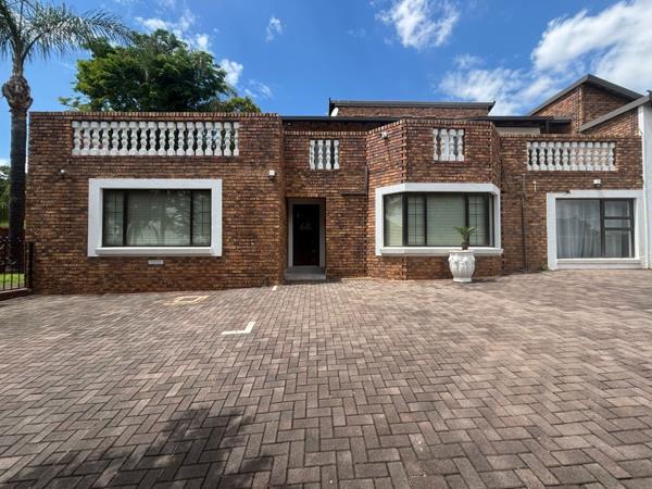 152 m² Commercial space