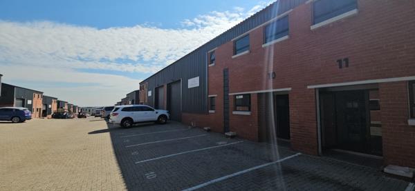 225  m² Industrial space