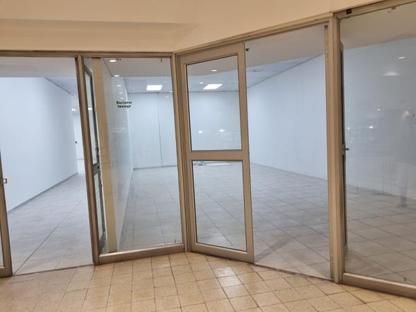 67  m² Commercial space