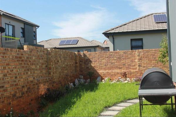 4 Bedroom Townhouse
