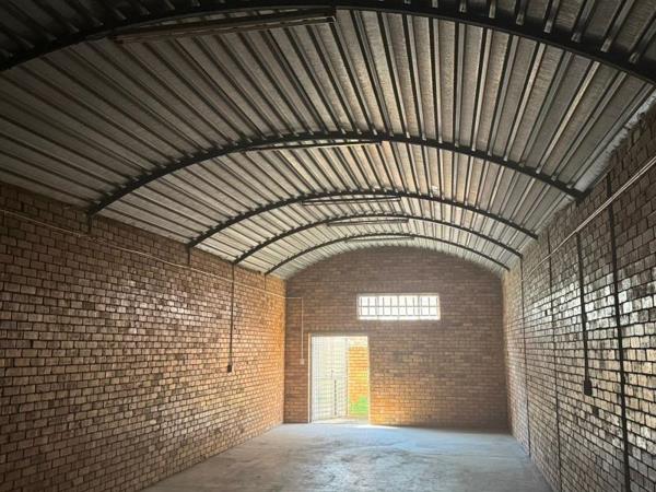 125  m² Industrial space