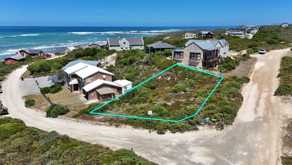 573 m² Land