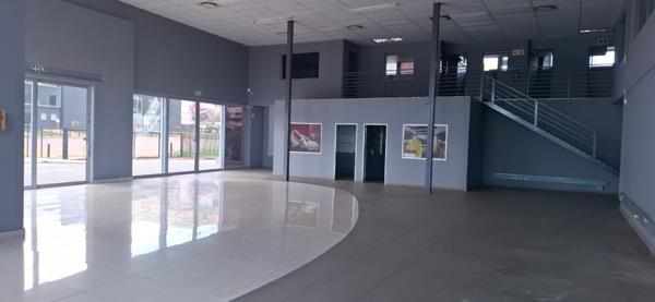 295  m² Retail Space