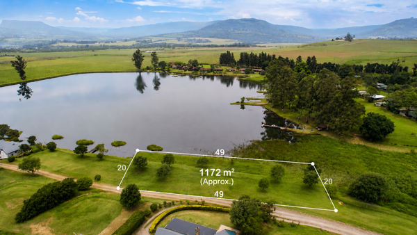 1 172 m² Land