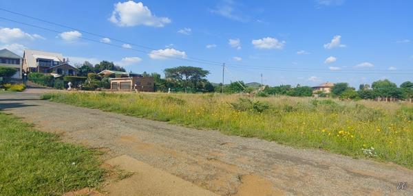 1 250 m² Land