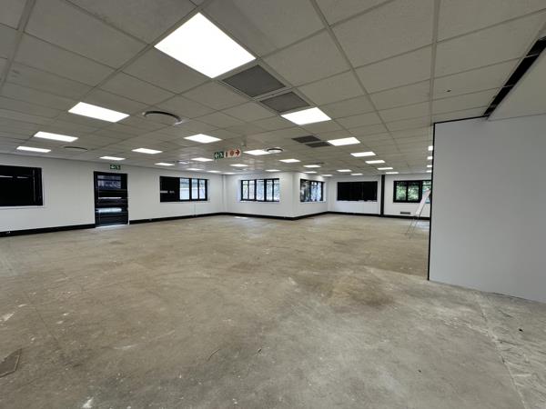 363  m² Commercial space