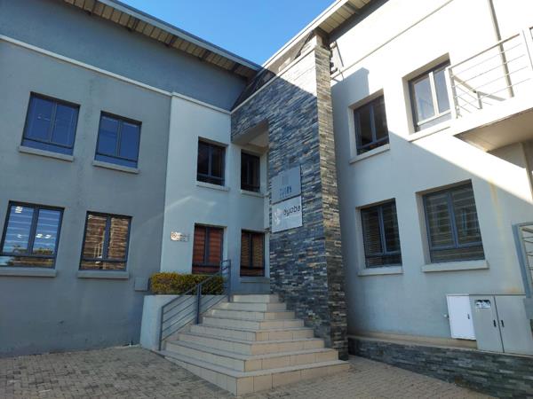 167  m² Commercial space