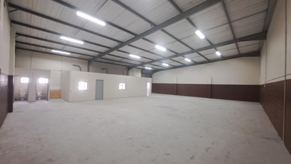306  m² Industrial space