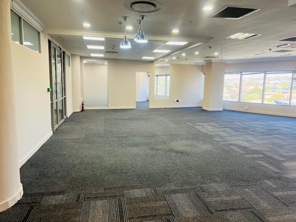 265  m² Office Space