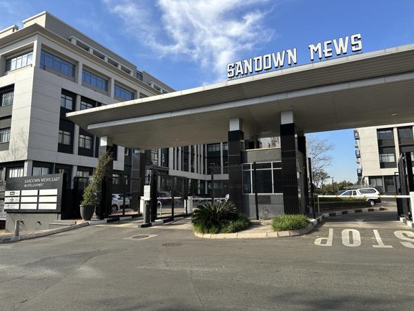 1 212  m² Commercial space