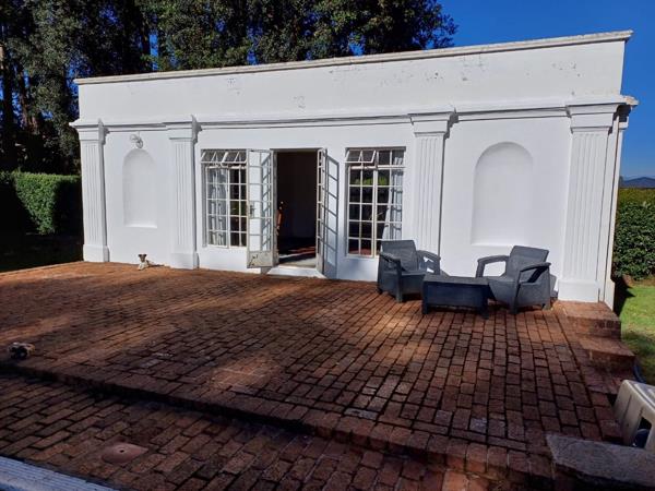 1 Bedroom Garden Cottage