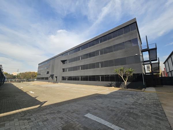 2 023  m² Industrial space