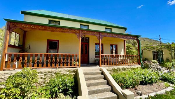 5 Bedroom House