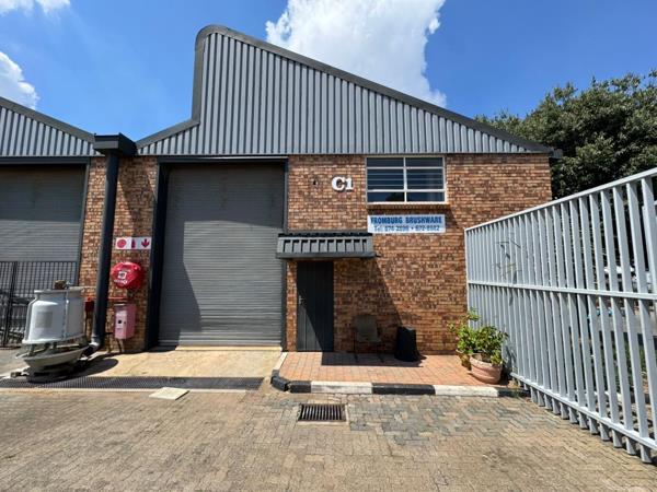 291  m² Industrial space