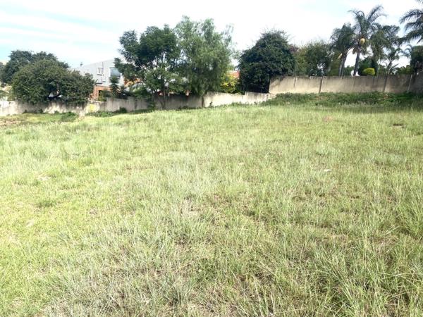 736 m² Land