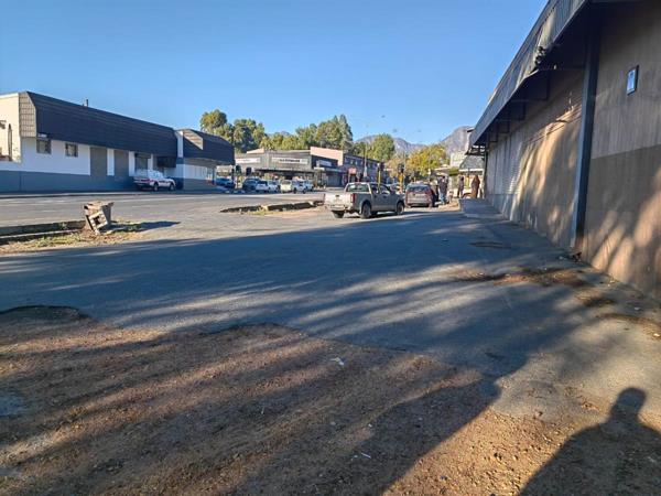 800  m² Commercial space