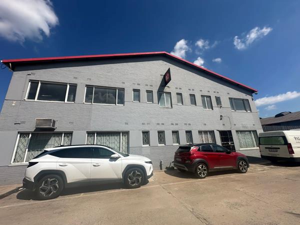 700  m² Industrial space