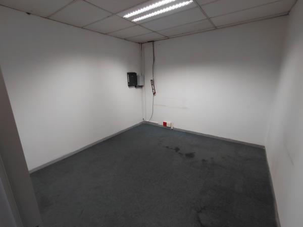124  m² Commercial space
