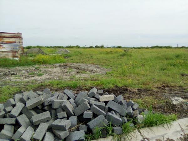 540 m² Land