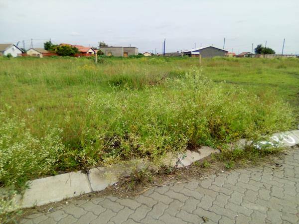 540 m² Land